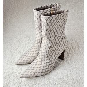 Franco Sarto L-Avana Monogram Ankle Boot 7.5 Pointed Toe Block Heal Beige Canvas
